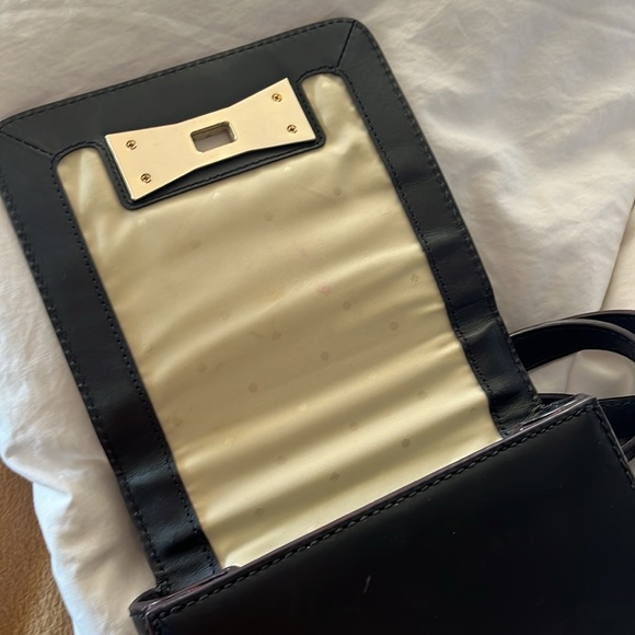 Kate Spade Park Ave Cheri Bow Mini - Picture 4 of 12